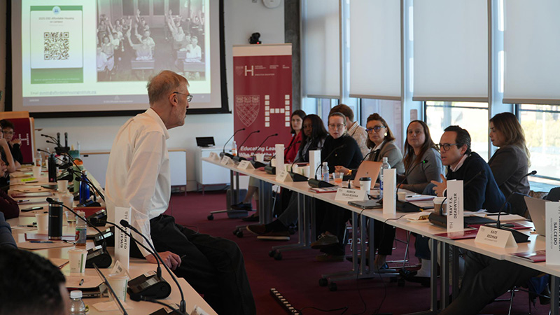 a lively classrom discussion